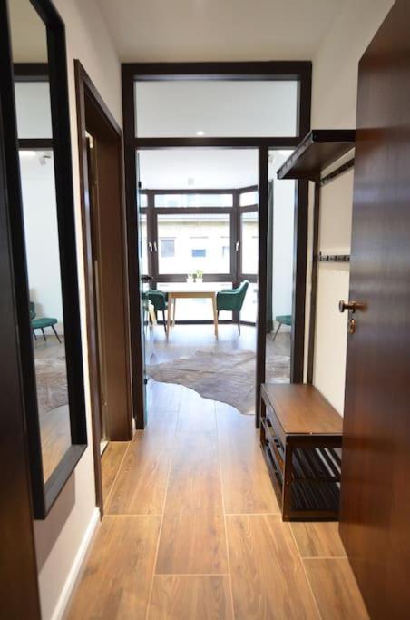 Studio 7 City Lage Mit Garage Naehe Koeln Bonn 지그부르크 외부 사진